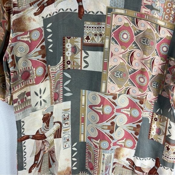 AUGUST Silk sheer short sleeve button down silk Egypt print shirt Sz 6 - Picture 5 of 10